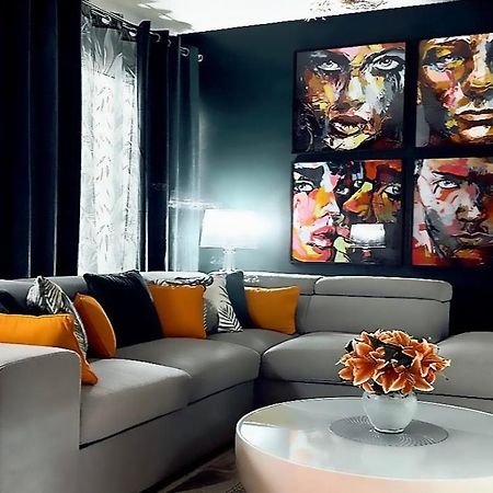 Bienvenue Chez Maxime Apartment Saint-Denis Ngoại thất bức ảnh